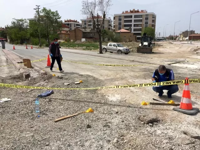 Konya'da silahlı, bıçaklı kavga: 1'i ağır 4 yaralı Konya'da silahlı, bıçaklı kavga: 1'i ağır 4 yaralı