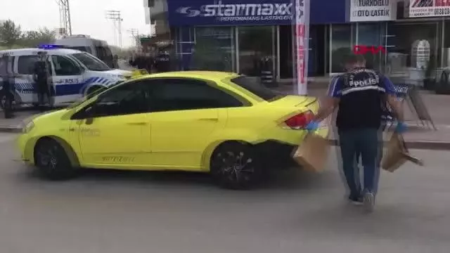 KONYA İKİ GRUP ARASINDA SİLAHLI, BIÇAKLI KAVGA 1'İ AĞIR 4 YARALI KONYA İKİ GRUP ARASINDA SİLAHLI, BIÇAKLI KAVGA 1'İ AĞIR 4 YARALI