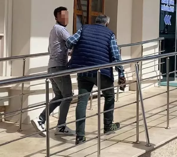 Kuzenini öldürüp, yengesini yaralayan zanlı: İmalı bakıştıklarını fark ettim, ilişkileri vardı Kuzenini öldürüp, yengesini yaralayan zanlı: İmalı bakıştıklarını fark ettim, ilişkileri vardı
