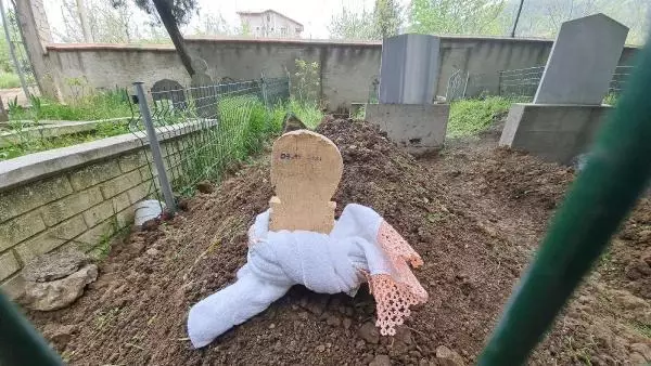 Kuzeninin tüfekle ölümüne neden olduğu Osman, toprağa verildi Kuzeninin tüfekle ölümüne neden olduğu Osman, toprağa verildi