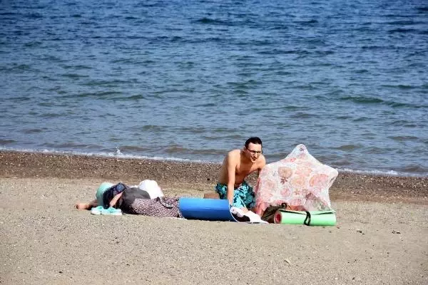 MUĞLA MARMARİS'E TURİSTLER DENİZ VE SESSİZLİĞİN KEYFİNİ ÇIKARDI MUĞLA MARMARİS'E TURİSTLER DENİZ VE SESSİZLİĞİN KEYFİNİ ÇIKARDI