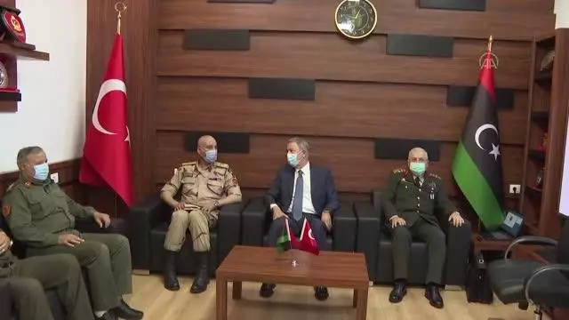 Milli Savunma Bakanı Akar, Libya Genelkurmay Başkanı Orgeneral El-Haddad ile görüştü Milli Savunma Bakanı Akar, Libya Genelkurmay Başkanı Orgeneral El-Haddad ile görüştü