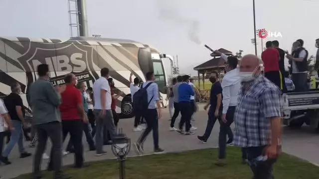 Nazilli Belediyespor, şampiyonluğu şehir turu atarak kutladı Nazilli Belediyespor, şampiyonluğu şehir turu atarak kutladı
