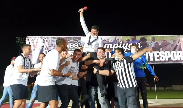 Nazilli Belediyespor, şampiyonluğu şehir turu atarak kutladı Nazilli Belediyespor, şampiyonluğu şehir turu atarak kutladı
