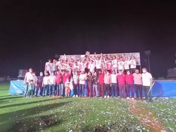 SPOR Nazilli'den şampiyonluk turu SPOR Nazilli'den şampiyonluk turu