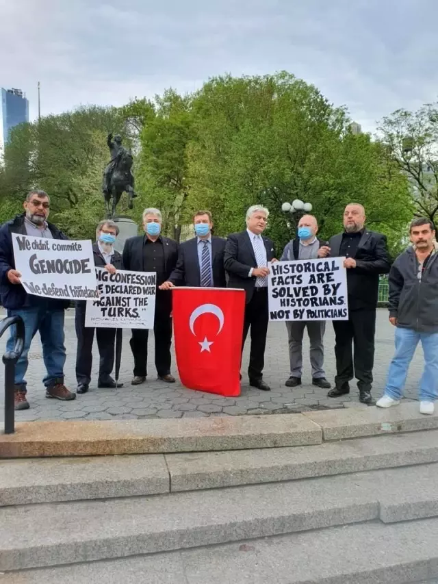 New York'ta 'Ermeni Tasarısını Kınama' mitingi yapıldı New York'ta 'Ermeni Tasarısını Kınama' mitingi yapıldı