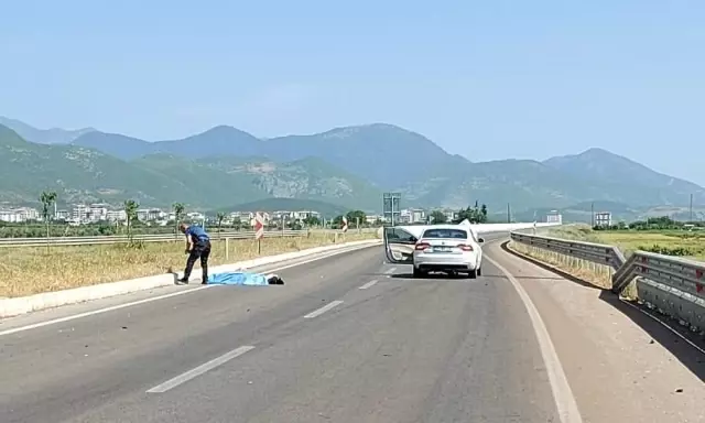 Son dakika haber | Otomobille çarpışan motosikletteki baba oğul hayatını kaybetti Son dakika haber | Otomobille çarpışan motosikletteki baba oğul hayatını kaybetti