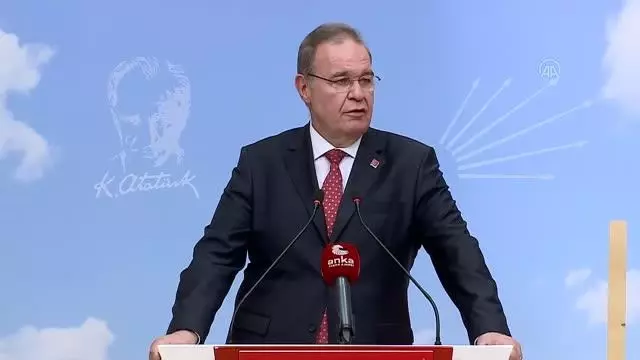 Öztrak: 'Millete hizmette haksız rekabet olmaz' Öztrak: 'Millete hizmette haksız rekabet olmaz'