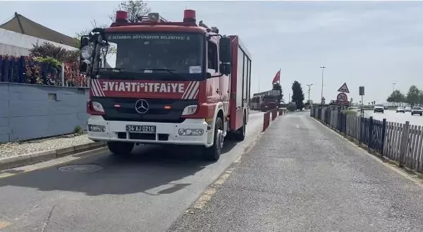 Son dakika haberleri... PENDİK MARİNADA LÜKS TEKNEDE YANGIN Son dakika haberleri... PENDİK MARİNADA LÜKS TEKNEDE YANGIN