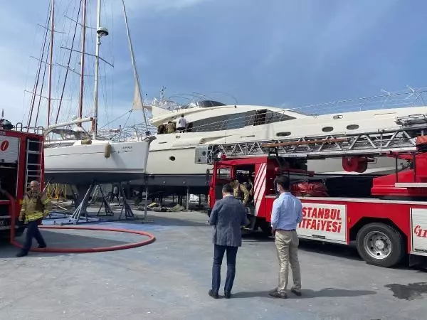 Son dakika haberleri... PENDİK MARİNADA LÜKS TEKNEDE YANGIN Son dakika haberleri... PENDİK MARİNADA LÜKS TEKNEDE YANGIN