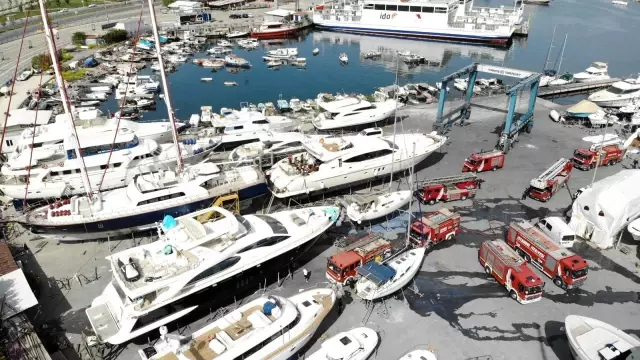 Pendik'te 20 metrelik yatta yangın paniği Pendik'te 20 metrelik yatta yangın paniği