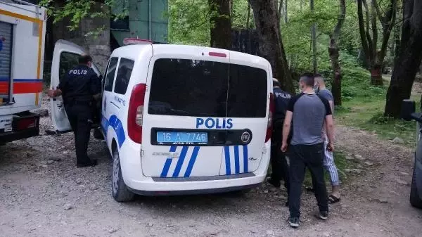 BURSA POLİSTEN KAÇARKEN KAYALIKTA MAHSUR KALAN GENÇ 6 SAAT SONRA KURTARILDI-EK BURSA POLİSTEN KAÇARKEN KAYALIKTA MAHSUR KALAN GENÇ 6 SAAT SONRA KURTARILDI-EK