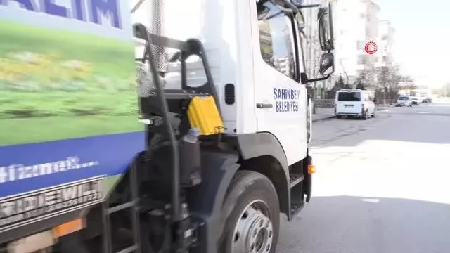 Şahinbey'de temizlik ekipleri gece gündüz görev başında Şahinbey'de temizlik ekipleri gece gündüz görev başında