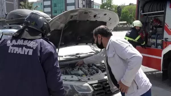 Son dakika haberi! Samsun'da yanan cipi polisler söndürdü Son dakika haberi! Samsun'da yanan cipi polisler söndürdü