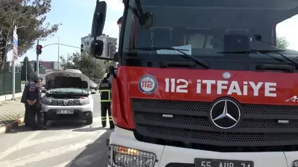 Son dakika haberi! Samsun'da yanan cipi polisler söndürdü Son dakika haberi! Samsun'da yanan cipi polisler söndürdü