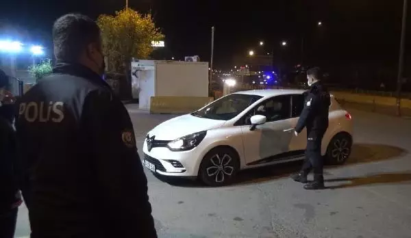 İSTANBUL-SİLİVRİ'DE KORONAVİRÜS DENETİMİ İSTANBUL-SİLİVRİ'DE KORONAVİRÜS DENETİMİ