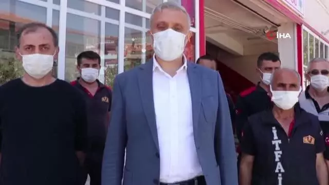 Simav İtfaiye Müdürlüğü'ne havalı atlama kurtarma yatağı hibe edildi Simav İtfaiye Müdürlüğü'ne havalı atlama kurtarma yatağı hibe edildi