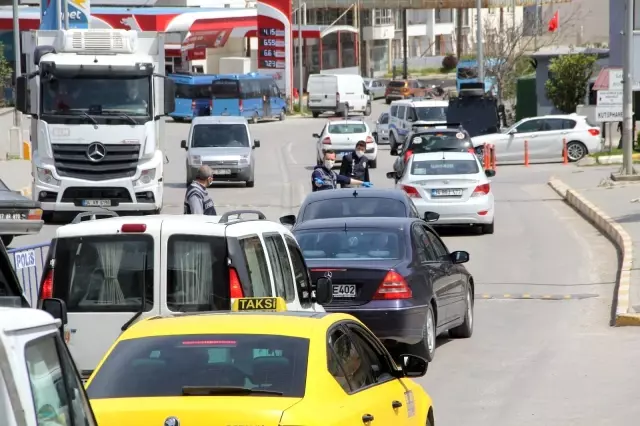 Sinop'ta 'herkes mi görevli' dedirten yoğunluk Sinop'ta 'herkes mi görevli' dedirten yoğunluk