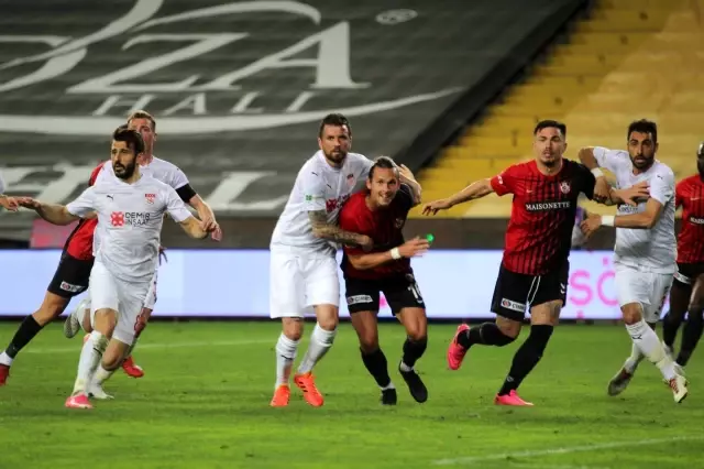 Süper Lig: Gaziantep FK: 0 Sivasspor: 1 (Maç sonucu) Süper Lig: Gaziantep FK: 0 Sivasspor: 1 (Maç sonucu)