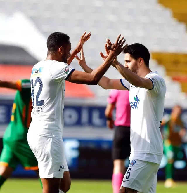 Süper Lig: Kasımpaşa: 3 - Aytemiz Alanyaspor: 0 (Maç sonucu) Süper Lig: Kasımpaşa: 3 - Aytemiz Alanyaspor: 0 (Maç sonucu)