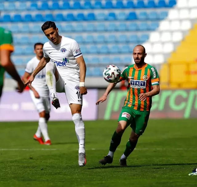 Süper Lig: Kasımpaşa: 3 - Aytemiz Alanyaspor: 0 (Maç sonucu) Süper Lig: Kasımpaşa: 3 - Aytemiz Alanyaspor: 0 (Maç sonucu)