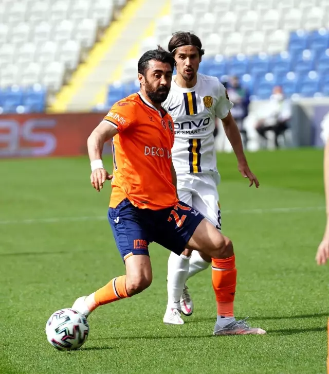 Süper Lig: Medipol Başakşehir: 0 - MKE Ankaragücü: 1 (İlk yarı) Süper Lig: Medipol Başakşehir: 0 - MKE Ankaragücü: 1 (İlk yarı)