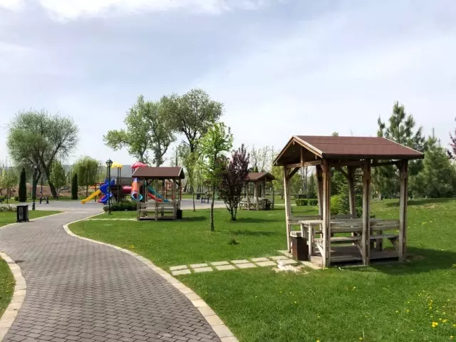 Tam kapanma Sümer Park'taki insan yoğunluğunu bitirdi Tam kapanma Sümer Park'taki insan yoğunluğunu bitirdi