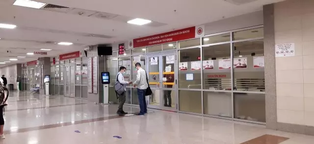 Tam kapanmada adliyeler boş kaldı Tam kapanmada adliyeler boş kaldı