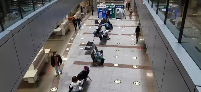 Tam kapanmada adliyeler boş kaldı Tam kapanmada adliyeler boş kaldı