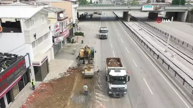 Tam kapanmada Büyükşehir yine yollarda Tam kapanmada Büyükşehir yine yollarda