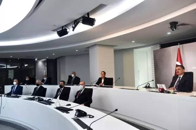 Tarım ve Orman Bakanı Pakdemirli: 'Son 19 yılda, 5,3 milyar fidanı toprakla buluşturduk' Tarım ve Orman Bakanı Pakdemirli: 'Son 19 yılda, 5,3 milyar fidanı toprakla buluşturduk'