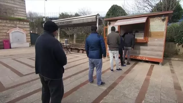 (TEKRAR) İSTANBUL - Uyuşturucu bağımlılarının hayatlarına dokunan ve küskünleri barıştıran imam, dışarda kalanlara da yardım ediyor (1) (TEKRAR) İSTANBUL - Uyuşturucu bağımlılarının hayatlarına dokunan ve küskünleri barıştıran imam, dışarda kalanlara da yardım ediyor (1)