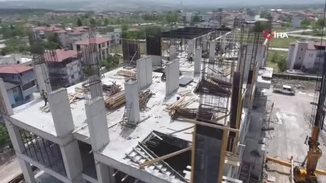 Toplam maliyeti 9,5 milyon TL olan okulda çalışmalar devam ediyor Toplam maliyeti 9,5 milyon TL olan okulda çalışmalar devam ediyor