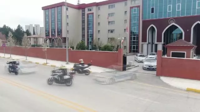 Son dakika haberi | Trafik polislerinden Trafik Haftası'na özel klip Son dakika haberi | Trafik polislerinden Trafik Haftası'na özel klip