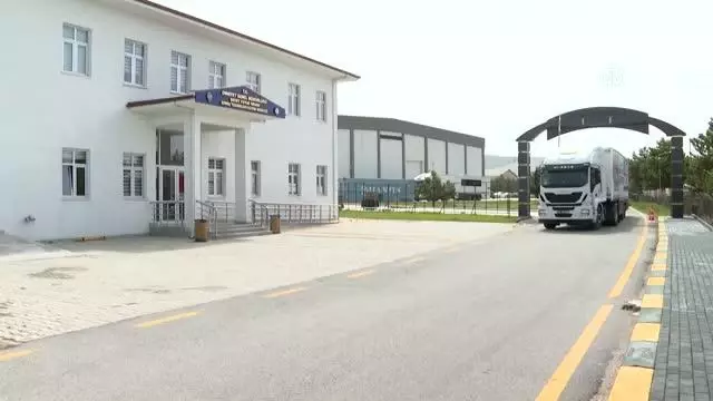 Son Dakika | TRAFİKTE DEĞİŞEN HAYATLAR - Kaza yapan sürücü kursa çağrılıp zorunlu eğitime tabi tutulabilecek Son Dakika | TRAFİKTE DEĞİŞEN HAYATLAR - Kaza yapan sürücü kursa çağrılıp zorunlu eğitime tabi tutulabilecek