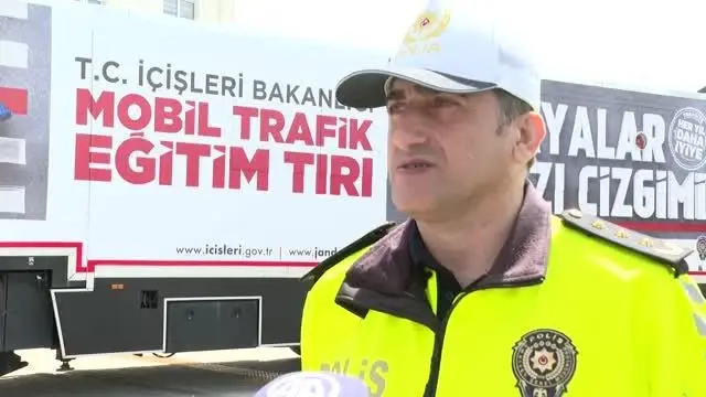 Son Dakika | TRAFİKTE DEĞİŞEN HAYATLAR - Kaza yapan sürücü kursa çağrılıp zorunlu eğitime tabi tutulabilecek Son Dakika | TRAFİKTE DEĞİŞEN HAYATLAR - Kaza yapan sürücü kursa çağrılıp zorunlu eğitime tabi tutulabilecek
