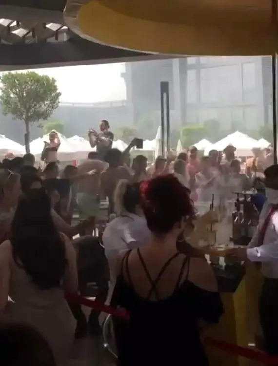 Ukraynalı 622 turistin pascalya kutlaması otele pahalıya mal oldu Ukraynalı 622 turistin pascalya kutlaması otele pahalıya mal oldu