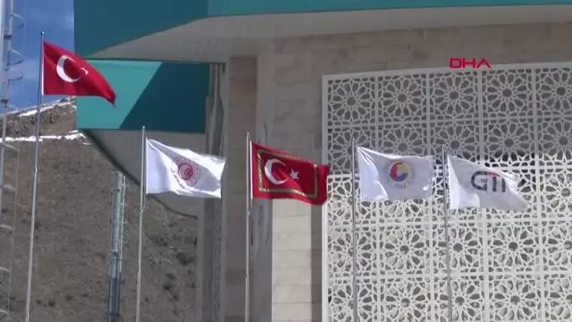 VAN 14 AYDIR KAPALI OLAN KAPIKÖY SINIR KAPISI, YENİDEN AÇILIYOR VAN 14 AYDIR KAPALI OLAN KAPIKÖY SINIR KAPISI, YENİDEN AÇILIYOR