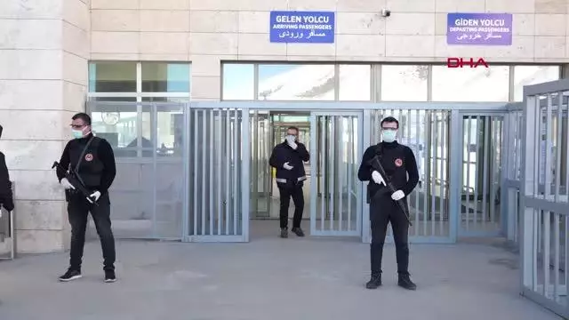 VAN 14 AYDIR KAPALI OLAN KAPIKÖY SINIR KAPISI, YENİDEN AÇILIYOR VAN 14 AYDIR KAPALI OLAN KAPIKÖY SINIR KAPISI, YENİDEN AÇILIYOR