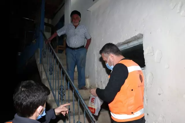Vefa grubundan 'vefa' örneği...İnsülin iğnesini 25 kilometre uzaklıktaki köye ulaştırdı Vefa grubundan 'vefa' örneği...İnsülin iğnesini 25 kilometre uzaklıktaki köye ulaştırdı