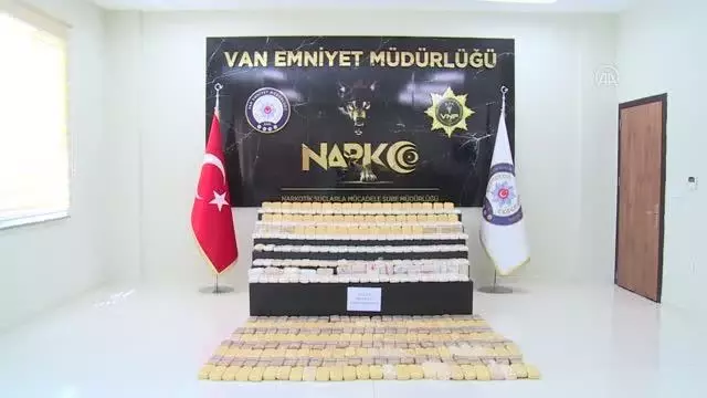 216 kilo 100 gram eroin ele geçirildi (2) 216 kilo 100 gram eroin ele geçirildi (2)