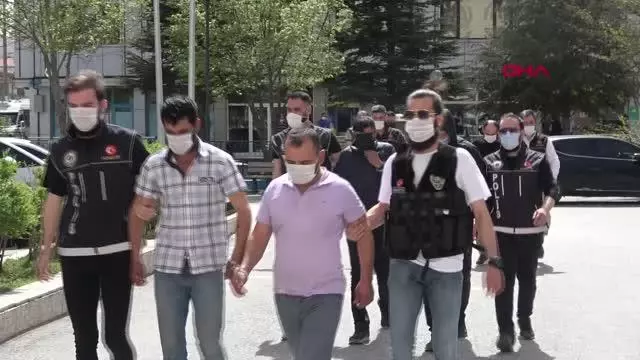 AFYONKARAHİSAR'DA UYUŞTURUCU OPERASYONUNA 5 TUTUKLAMA AFYONKARAHİSAR'DA UYUŞTURUCU OPERASYONUNA 5 TUTUKLAMA