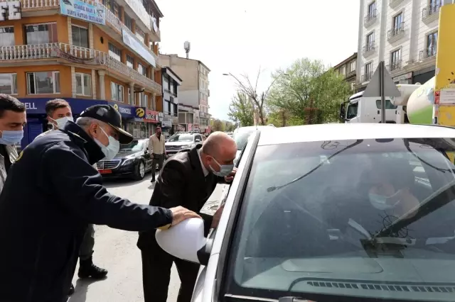 Ağrı Valisi Varol, tam kapanma tedbirlerini denetledi Ağrı Valisi Varol, tam kapanma tedbirlerini denetledi
