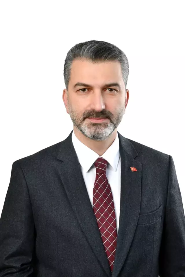 Trabzon'da genç nüfus için istihdam odaklı projelere önem gösterilecek Trabzon'da genç nüfus için istihdam odaklı projelere önem gösterilecek