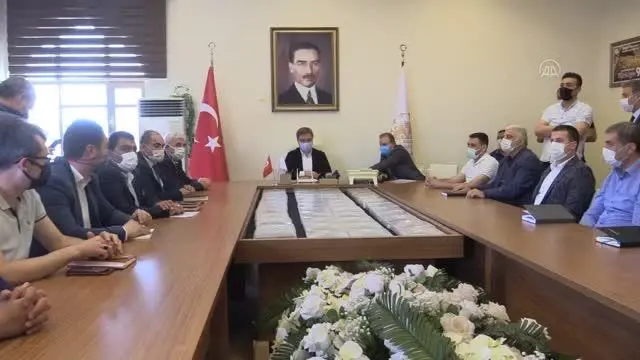 Aksaray'da tam kapanma sürecinde üreticilerin elinde kalan mallar zincir marketlerde satılacak Aksaray'da tam kapanma sürecinde üreticilerin elinde kalan mallar zincir marketlerde satılacak