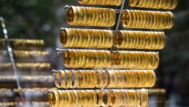 Altının gram fiyatı 478 lira seviyesinden işlem görüyor Altının gram fiyatı 478 lira seviyesinden işlem görüyor