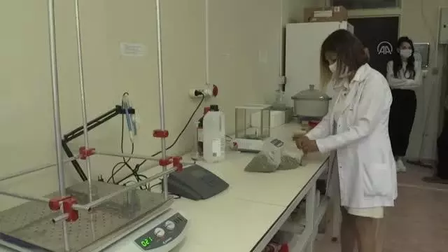 Aromatik bitkilerden elde edilen özüt ile ahşabın dayanıklılığının attırılması hedefleniyor Aromatik bitkilerden elde edilen özüt ile ahşabın dayanıklılığının attırılması hedefleniyor