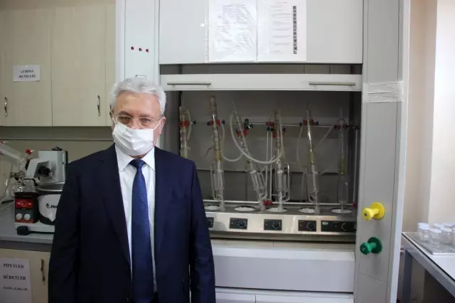 Artvin Çoruh Üniversitesi'nde aromatik bitkilerden ahşap malzeme koruyucusu üretildi Artvin Çoruh Üniversitesi'nde aromatik bitkilerden ahşap malzeme koruyucusu üretildi