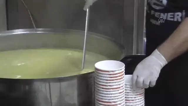 Aşevi, yaşlı ve engellilerin evlerine 11 yıldır sıcak AŞ ulaştırıyor Aşevi, yaşlı ve engellilerin evlerine 11 yıldır sıcak AŞ ulaştırıyor