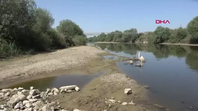 AYDIN İLK KEZ BÖYLE GÖRÜNTÜLENDİ, BÜYÜK MENDERES NEHRİ KURUDU AYDIN İLK KEZ BÖYLE GÖRÜNTÜLENDİ, BÜYÜK MENDERES NEHRİ KURUDU